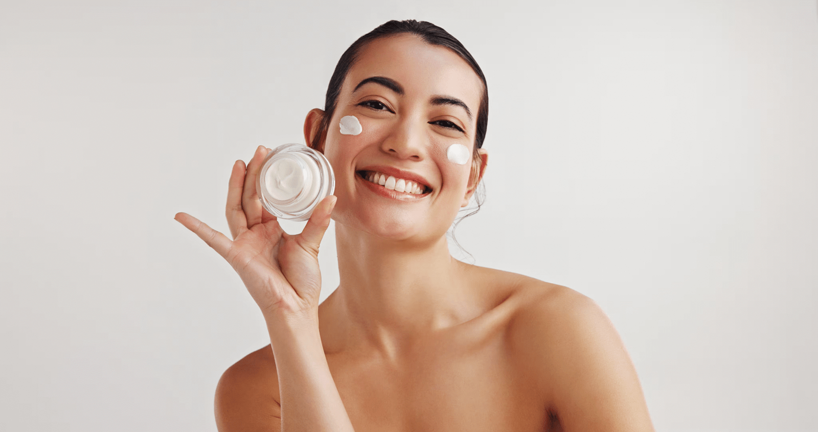 2025 Beauty Revolution: Must-Have Products You’ll Love